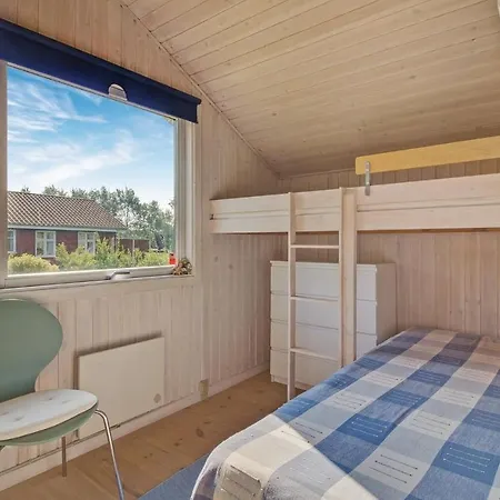 Hébergement de vacances Three-bedroom Holiday In Grenaa Brondstrup