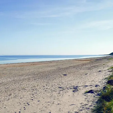 Hébergement de vacances Three-bedroom Holiday In Grenaa *