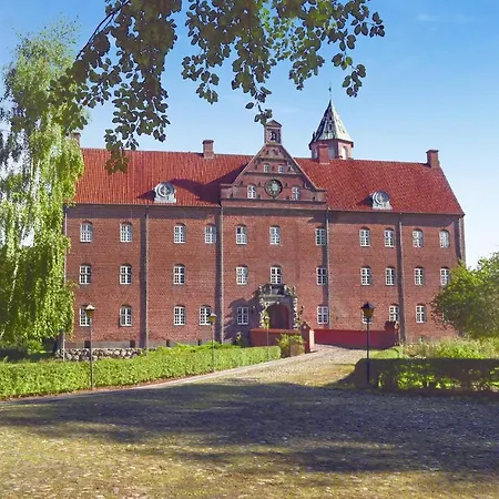 Three-bedroom Holiday In Grenaa Hébergement de vacances *