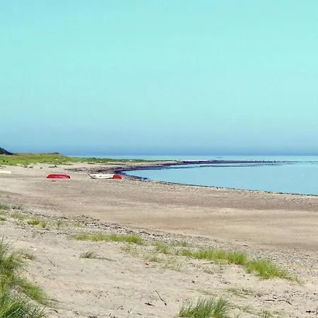 Three-bedroom Holiday In Grenaa * Brondstrup